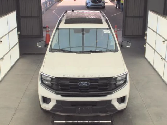2025 Ford Expedition Active MAX 4x4's photo