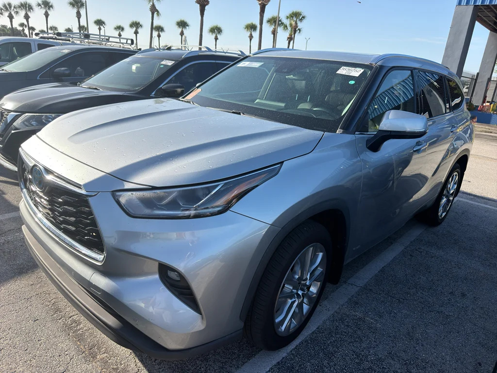 Used 2022 Celestial Silver Metallic Toyota Hybrid Limited image 2