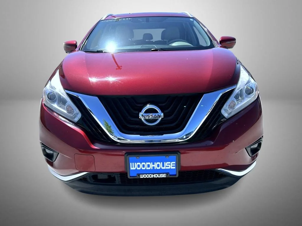 Used 2017 Red Nissan Platinum image 2