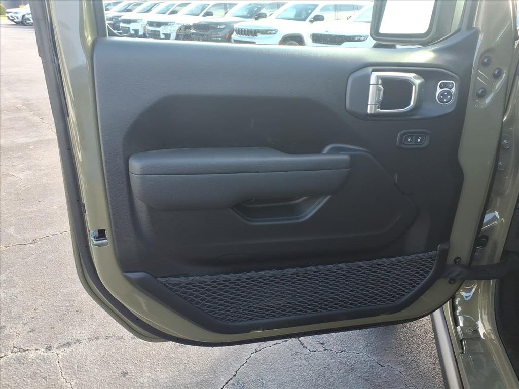 New 2026 41 Exterior Paint Jeep 4-Door Willys 4x4 image 14