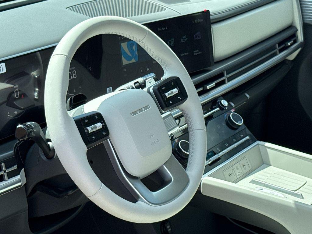 New 2026 Silver Hyundai SEL FWD image 17