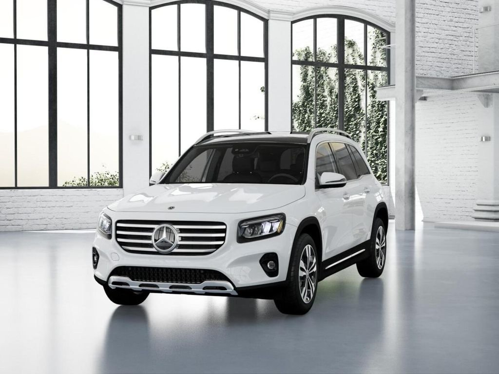 New 2026 Polar White Mercedes-Benz GLB 250 image 41