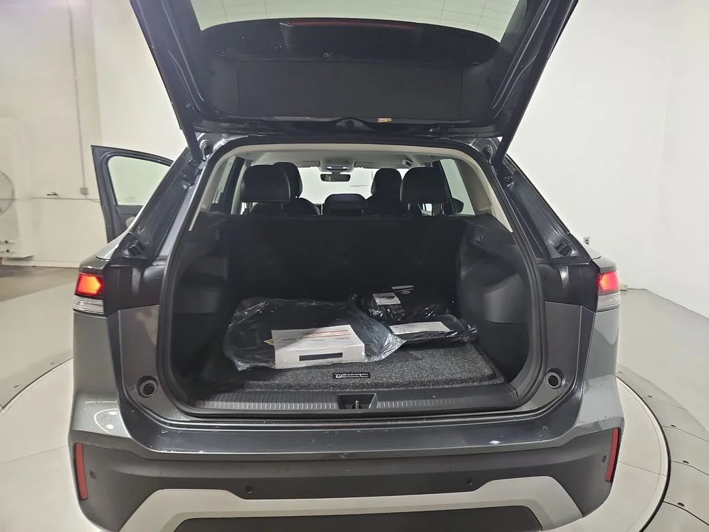 New 2026 Gray Volkswagen 2.0T SE image 21