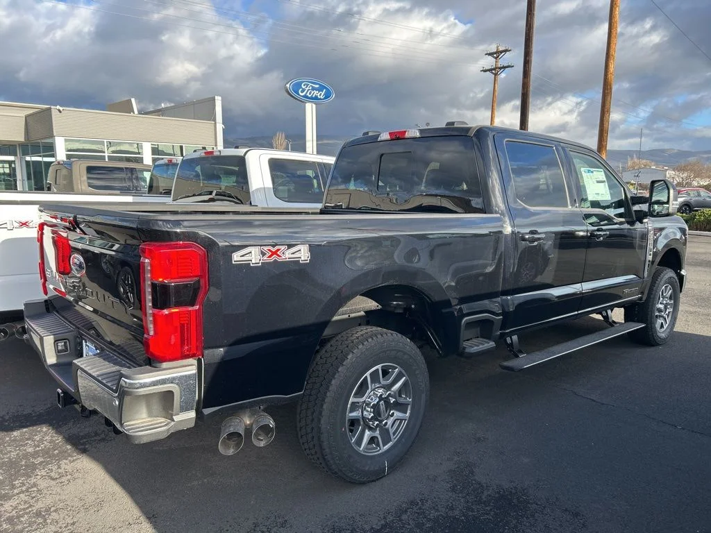 2025 Ford F-250 Super Duty Lariat - Photo 3