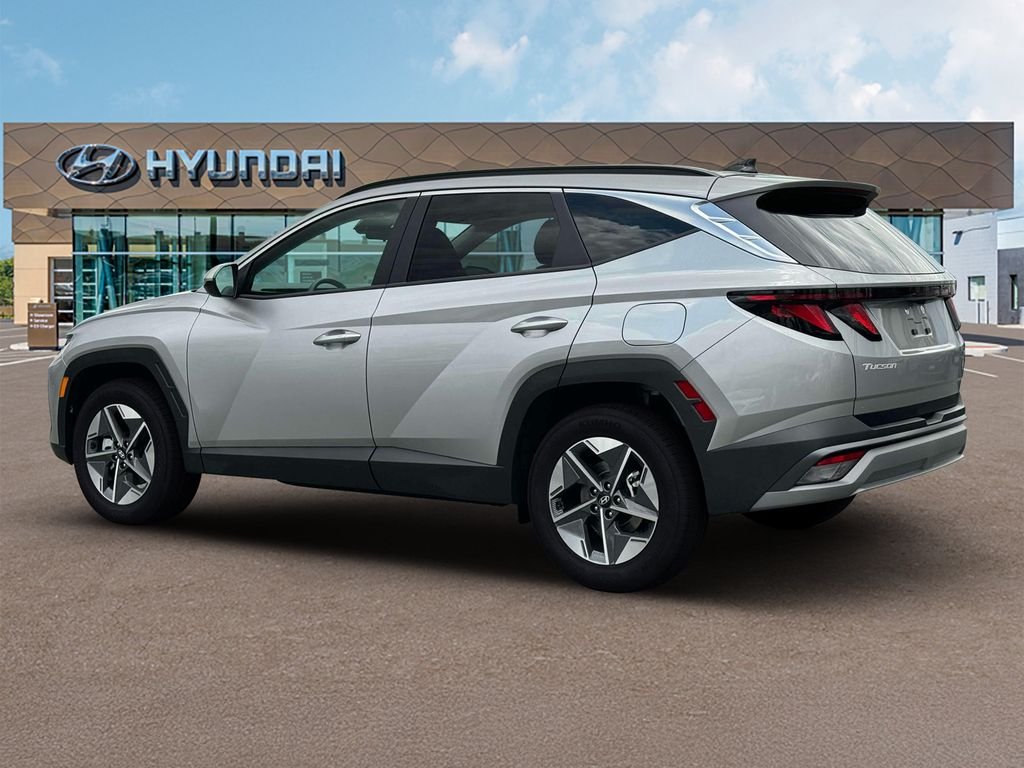Used 2026 Silver Hyundai SEL image 4