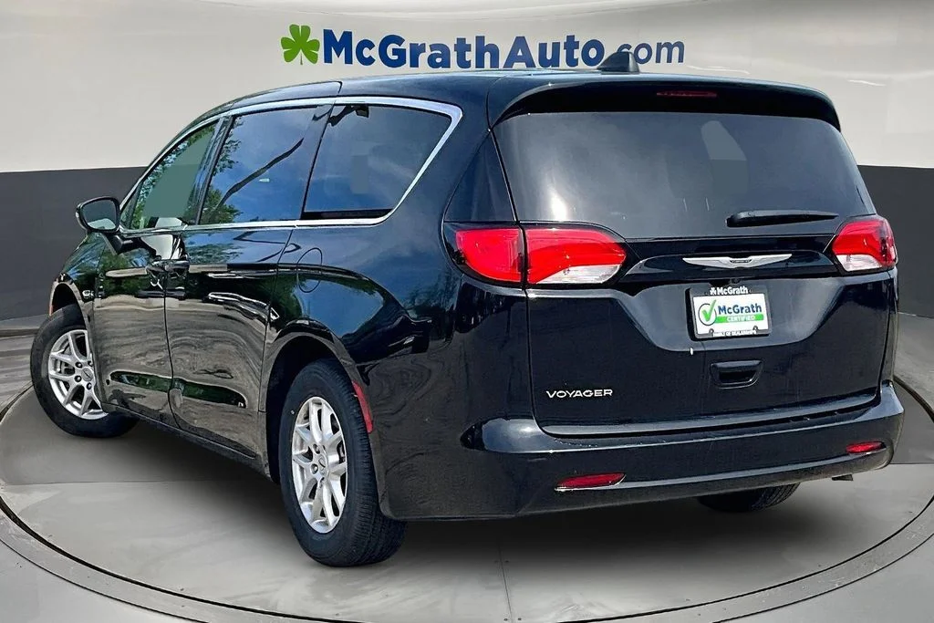 Certified Used 2024 Black Chrysler LX image 5