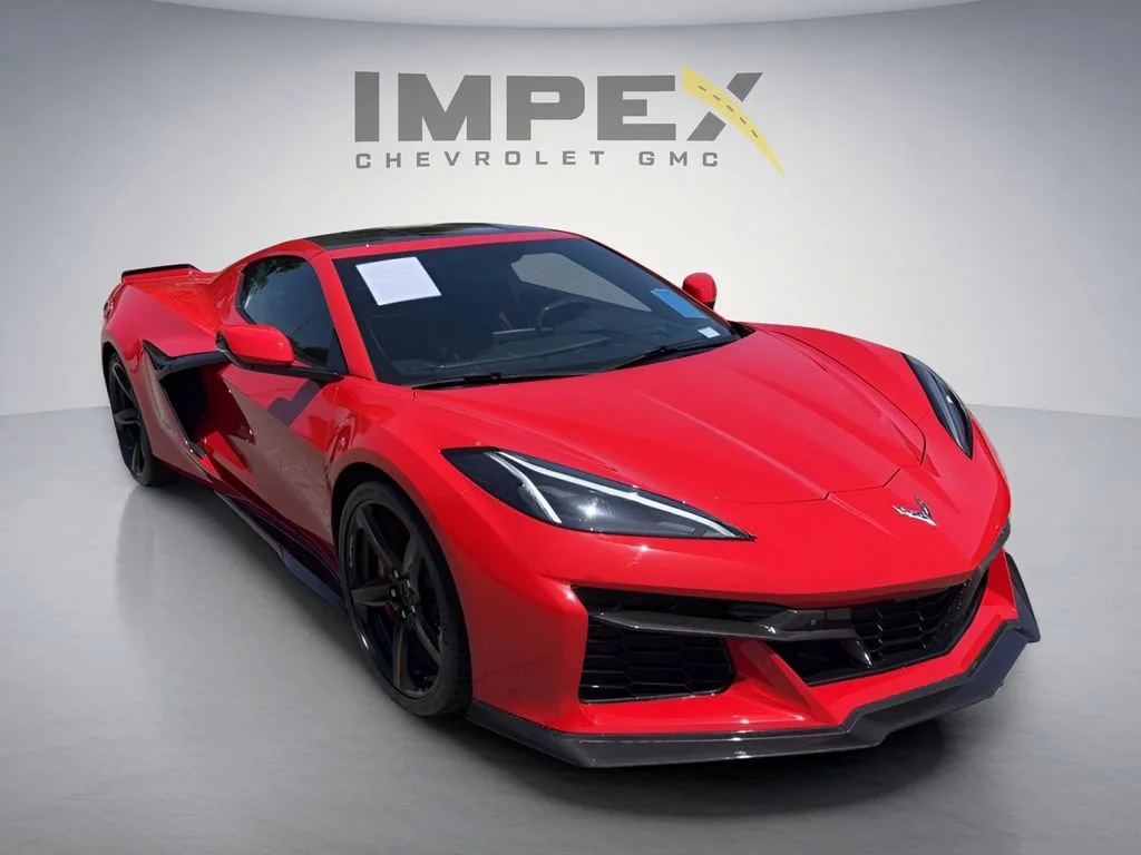 Used 2023 Torch Red Chevrolet 3LZ image 7