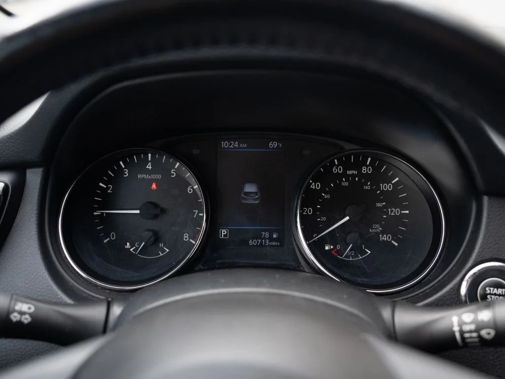 Used 2020 Silver Nissan SV image 24