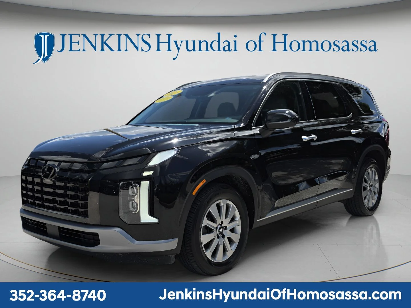 Used 2023 Black Hyundai SEL image 9