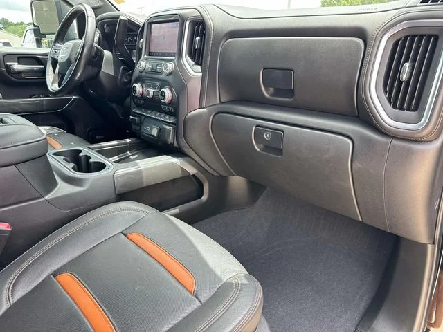 Used 2022 Black GMC AT4 image 18