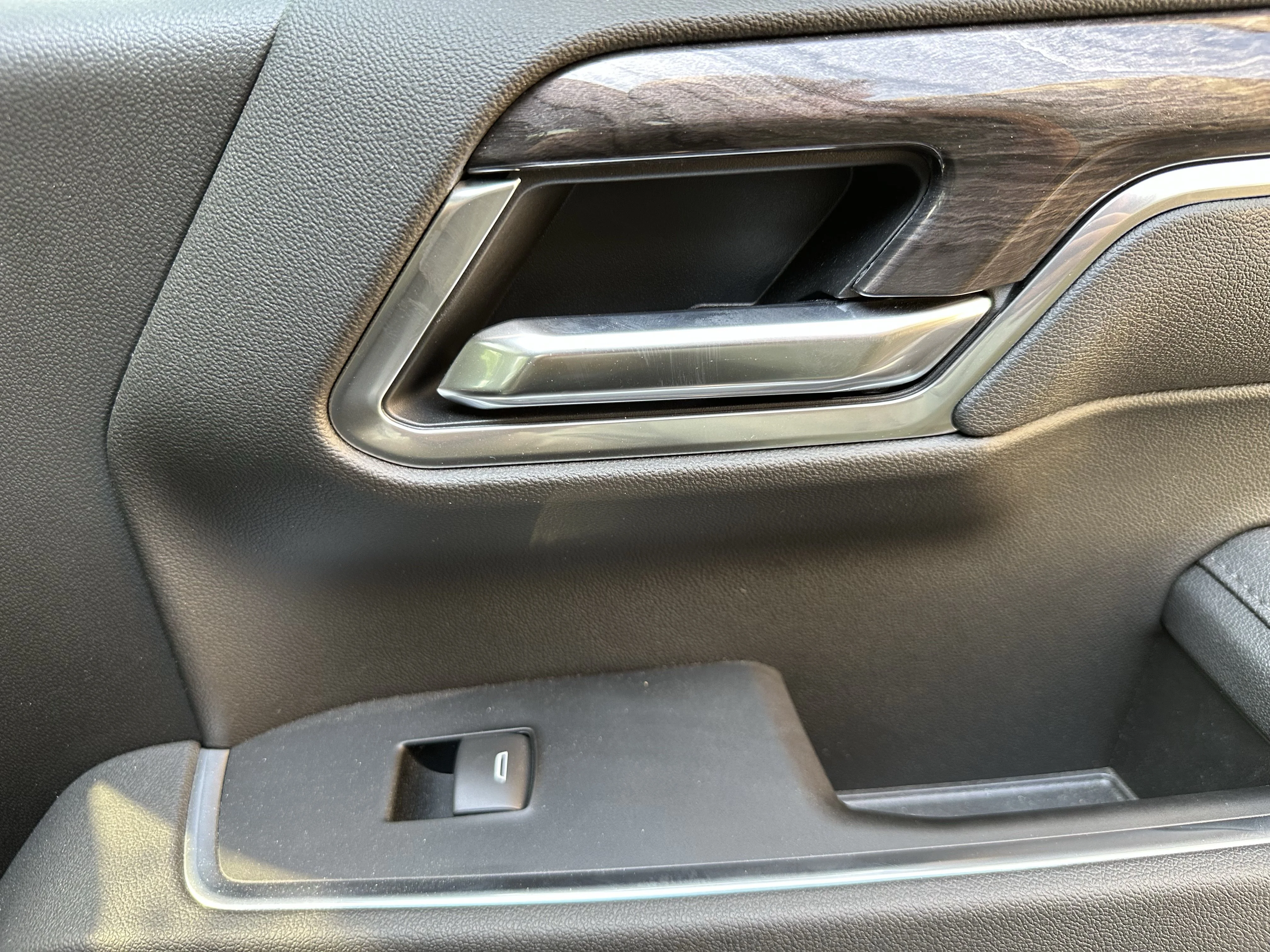 Certified Used 2026  Chevrolet LTZ image 21