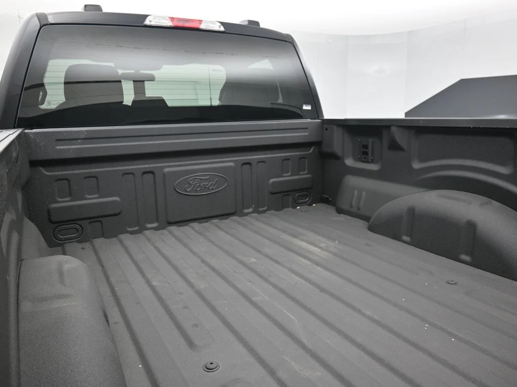 New 2025 Black Ford XL image 17
