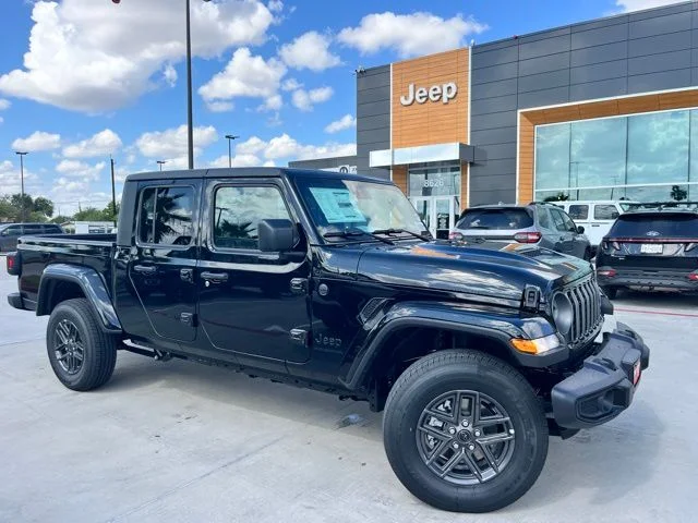 2025 Jeep Gladiator Sport S