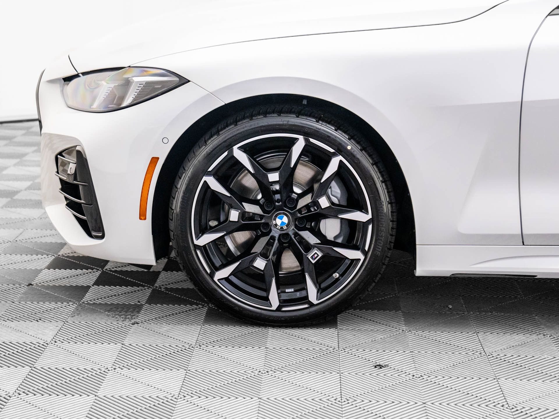 2026 BMW 4 Series 430i - Photo 34