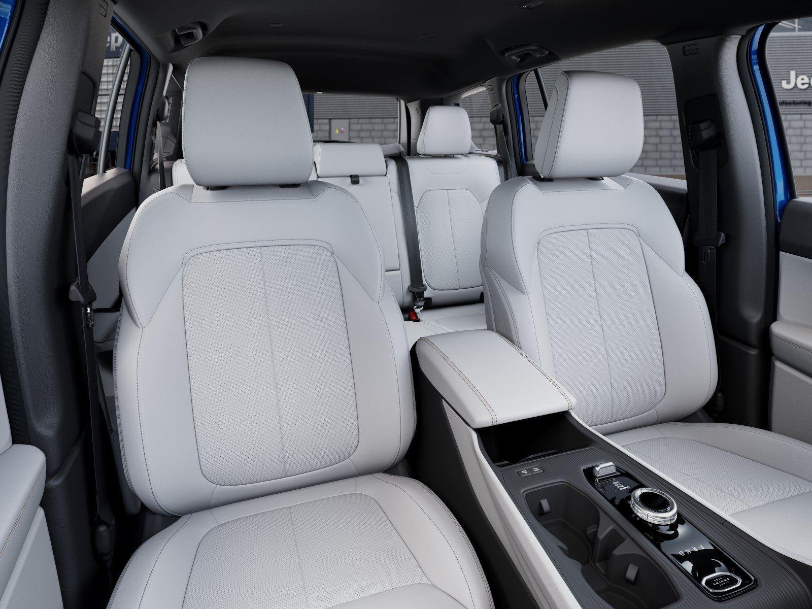 New 2026 Hydro Blue Pearl-Coat Exterior Paint Jeep Limited image 16
