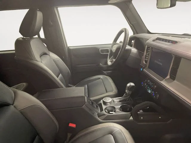New 2025 Azure Gray Metallic Ford Outer Banks image 15