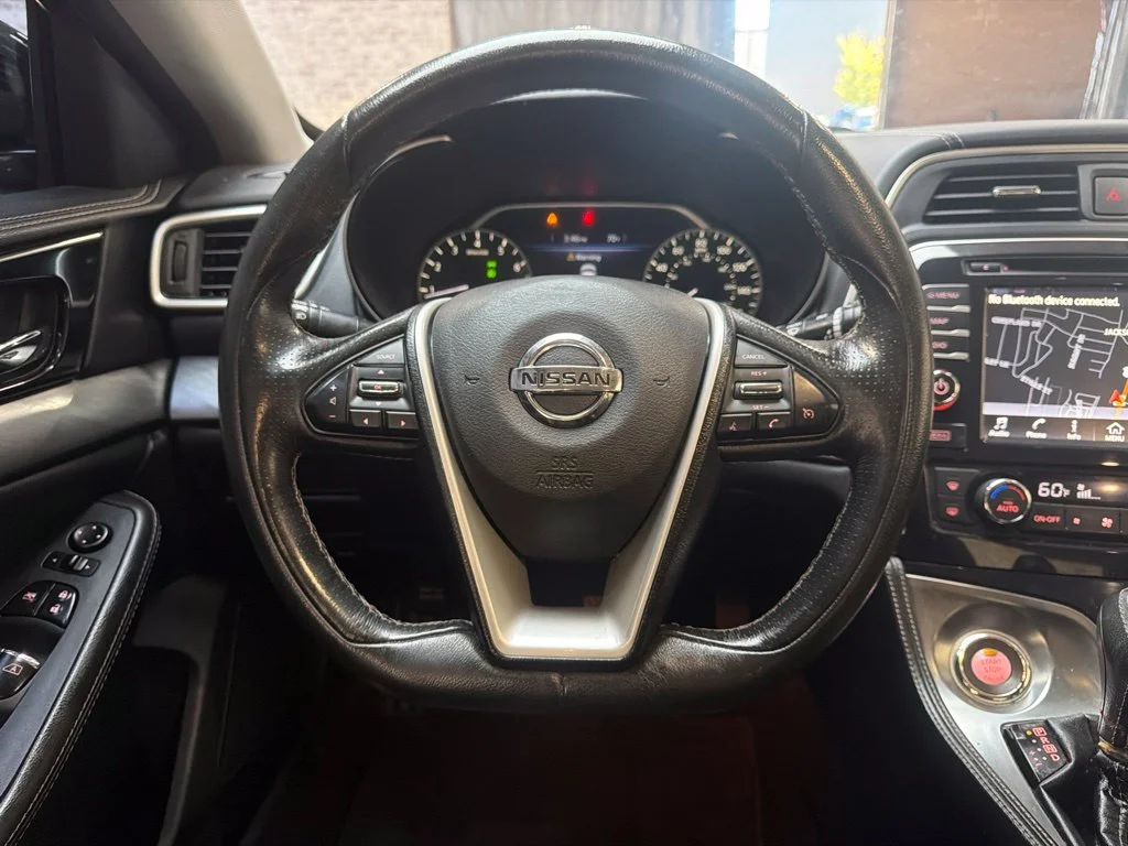 Used 2017 Deep Blue Pearl Nissan 3.5 SV image 19
