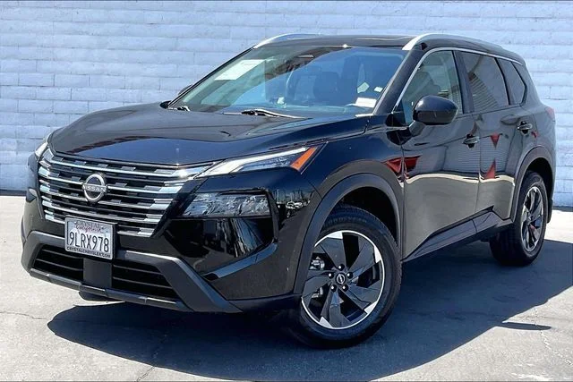 2024 Nissan Rogue SV FWD's photo