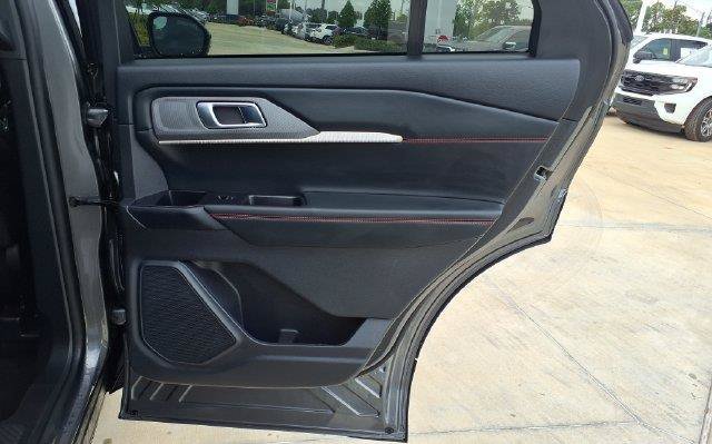 Used 2025 Gray Ford ST-Line image 20
