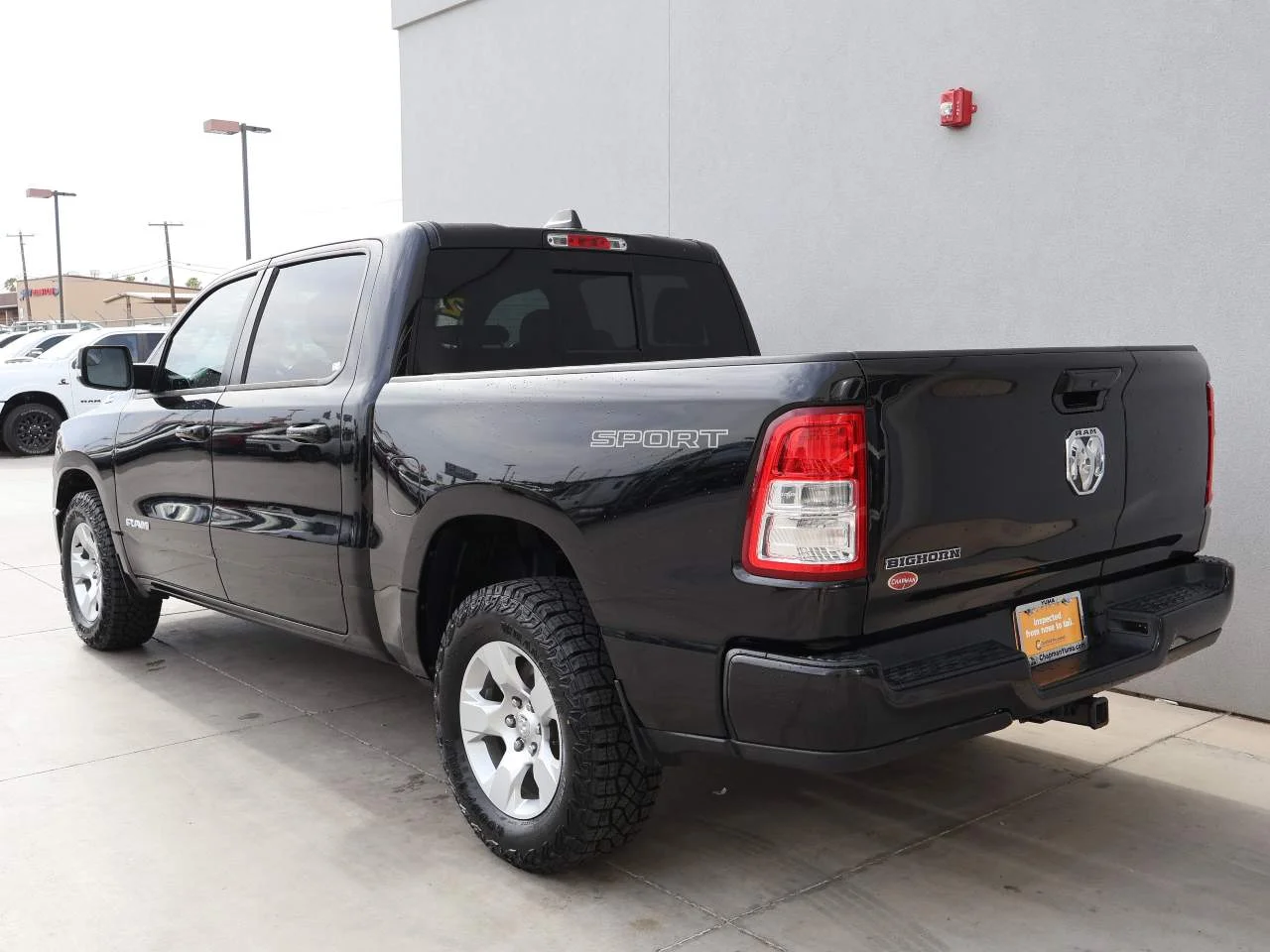 Used 2020 Diamond Black Crystal Pearl Coat Ram Big Horn Crew Cab image 3