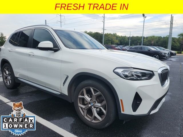 Used 2022 White BMW sDrive30i image 2