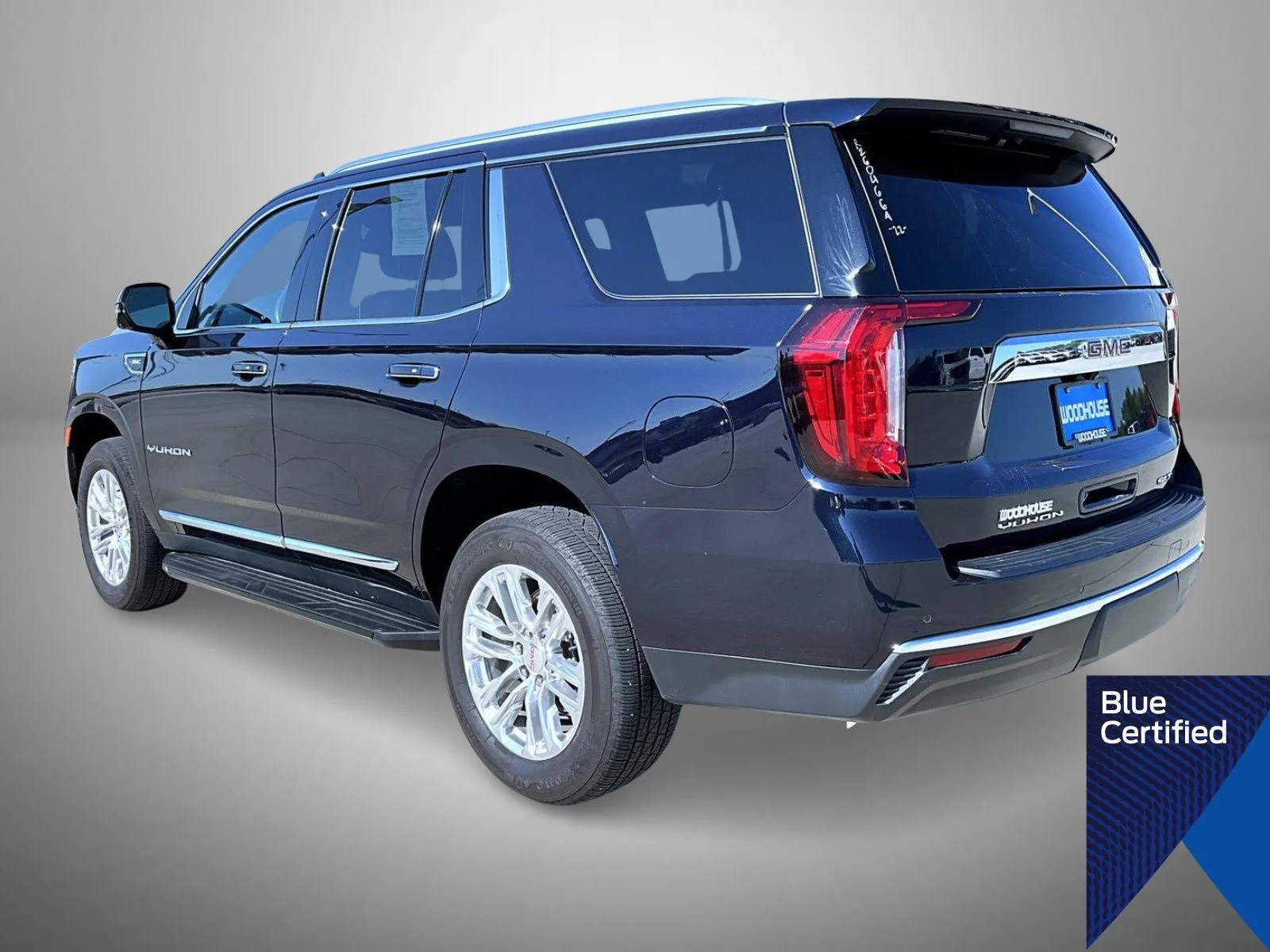 Certified Used 2022 Blue GMC SLT image 7