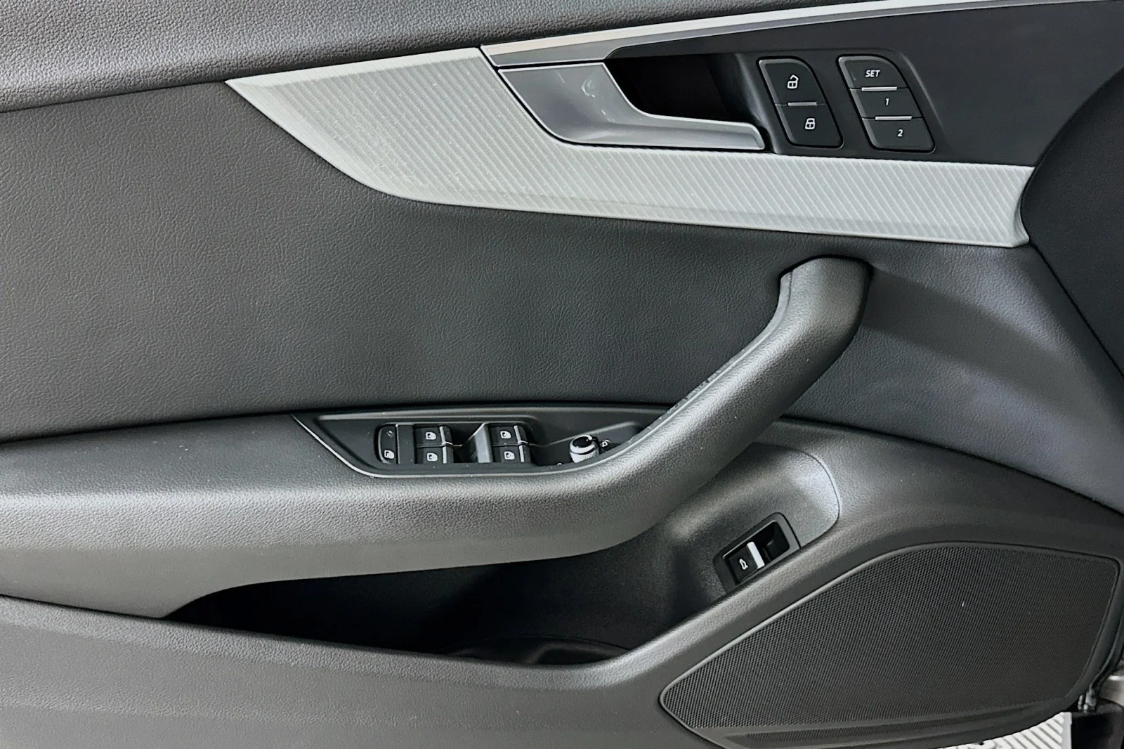 Used 2019 Manhattan Gray Metallic Audi Premium image 21