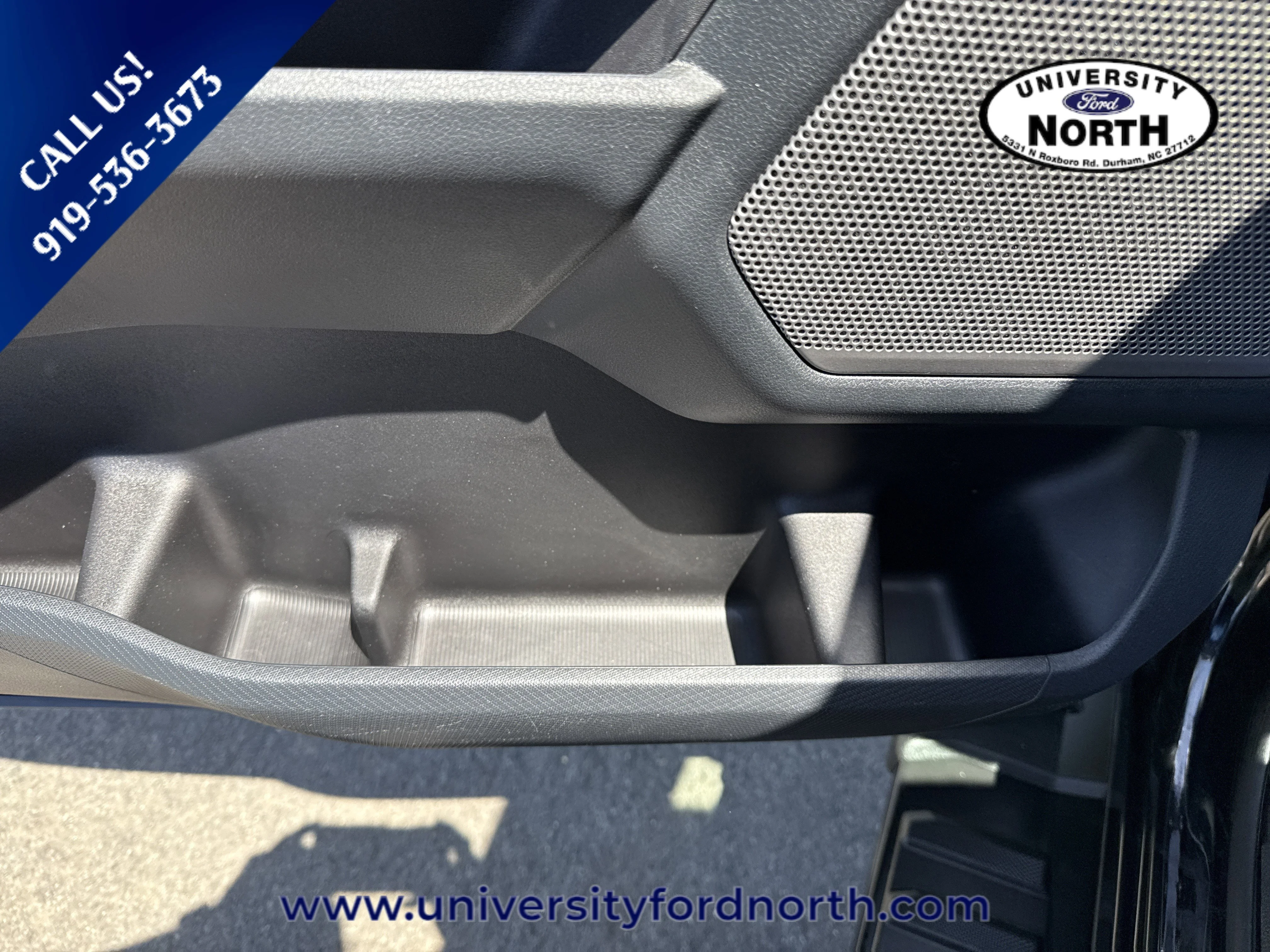Used 2022 Agate Black Metallic Ford LARIAT image 21