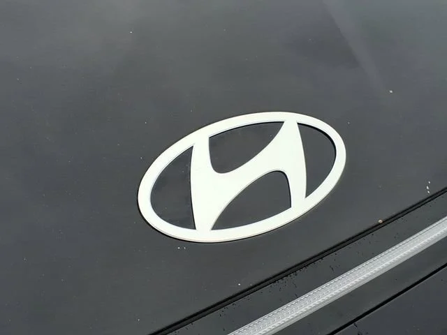 Used 2024  Hyundai SEL image 24