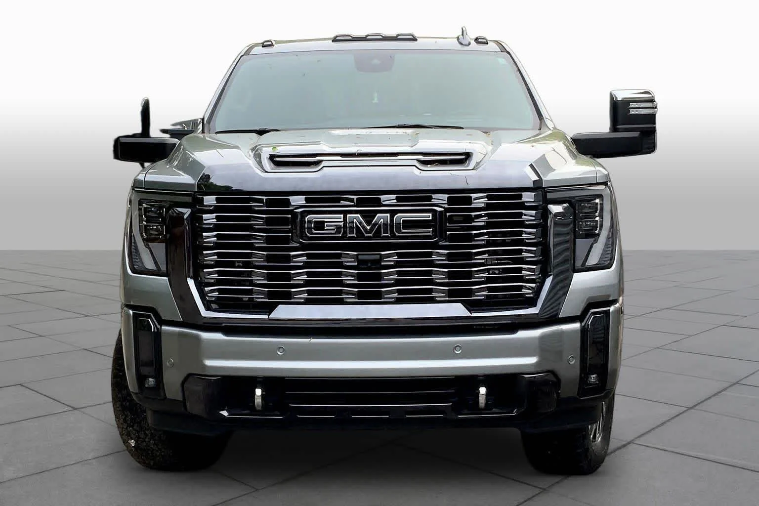 Used 2024 Sterling Metallic GMC Denali Ultimate image 6