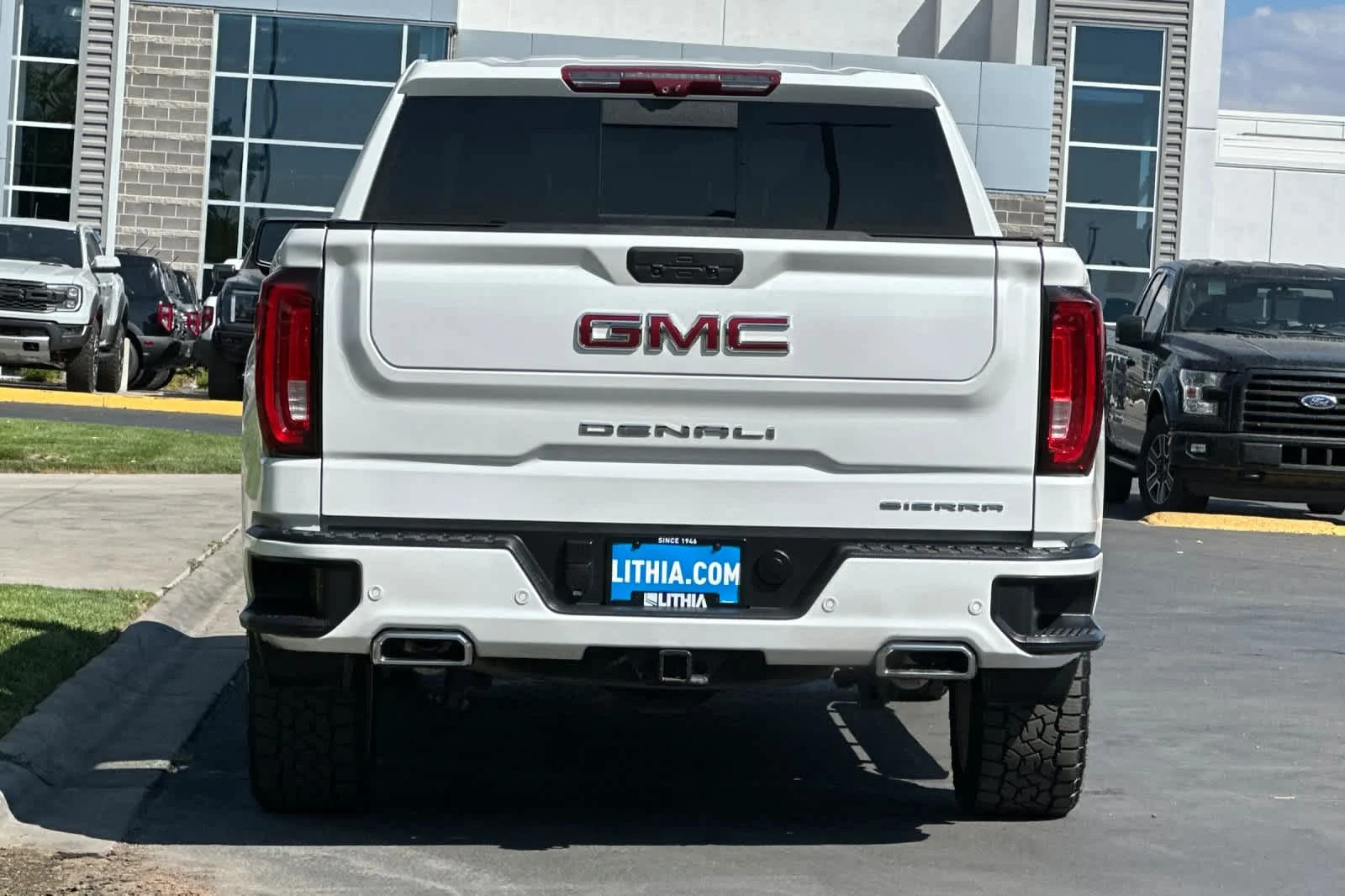 Certified Used 2020 White Frost Tricoat GMC Denali image 7
