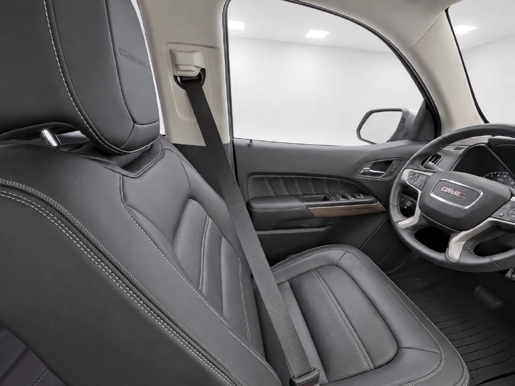 Used 2022 Black GMC Denali image 28
