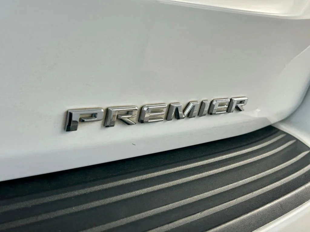 Used 2022 Summit White Chevrolet Premier image 36