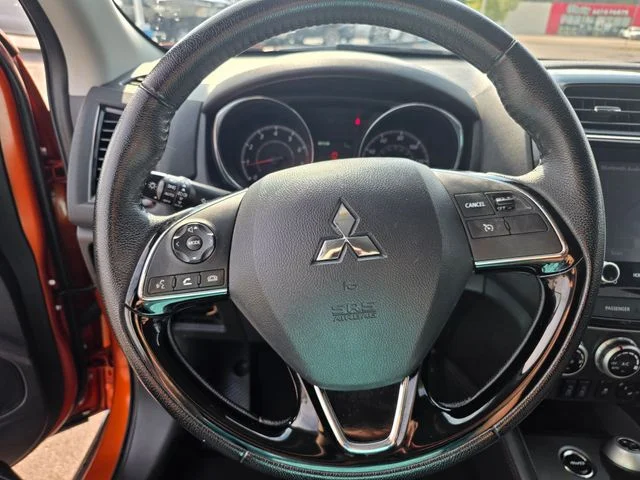 Used 2023 Orange Mitsubishi 2.0 SE image 28
