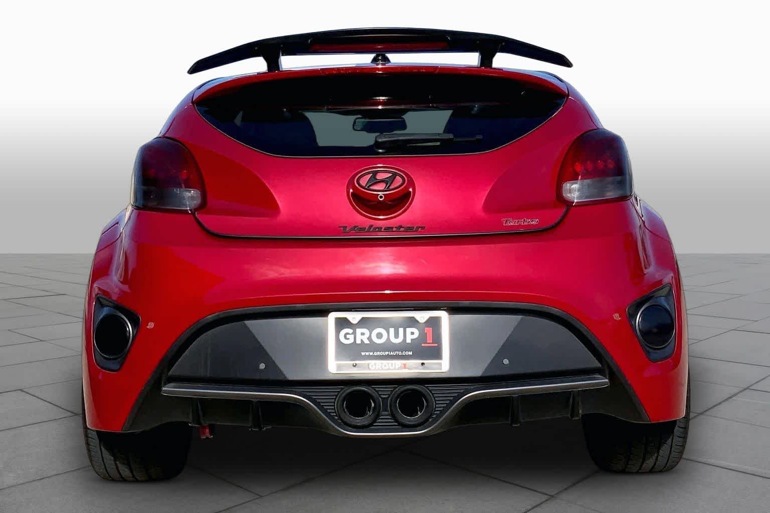Used 2017 Boston Red Metallic Hyundai Turbo image 5