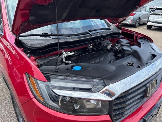 Used 2023 Red Honda RTL image 18
