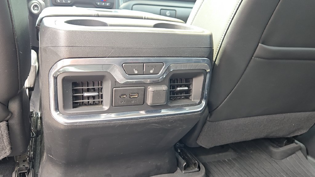 Used 2020 BLACK Chevrolet LTZ image 30