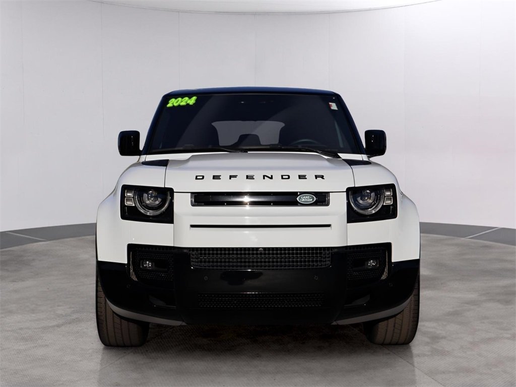 Used 2024 Land Rover Defender X-Dynamic SE with VIN SALE27EU1R2304100 for sale in Kansas City