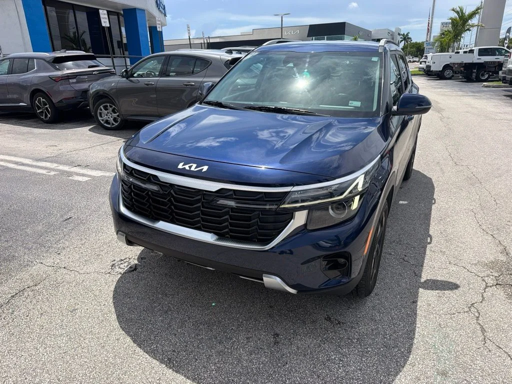 Used 2024 Dark Ocean Blue Kia EX image 4