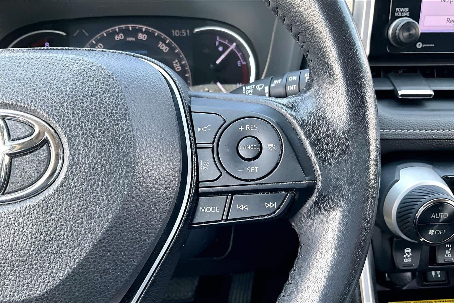 Used 2019 Blizzard Pearl Toyota Limited image 25