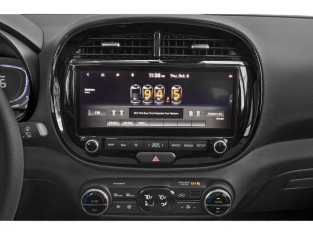 Certified Used 2024 Clear White/Black Roof Kia S image 14