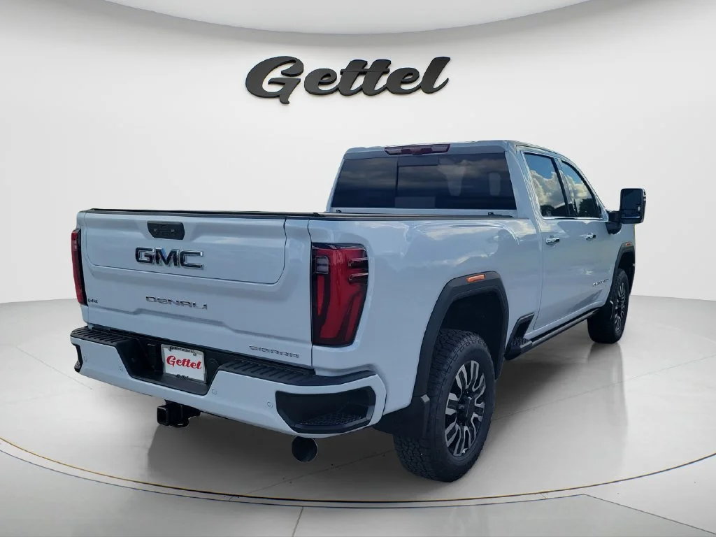 New 2026 Glacier White Tricoat GMC Denali Ultimate image 5
