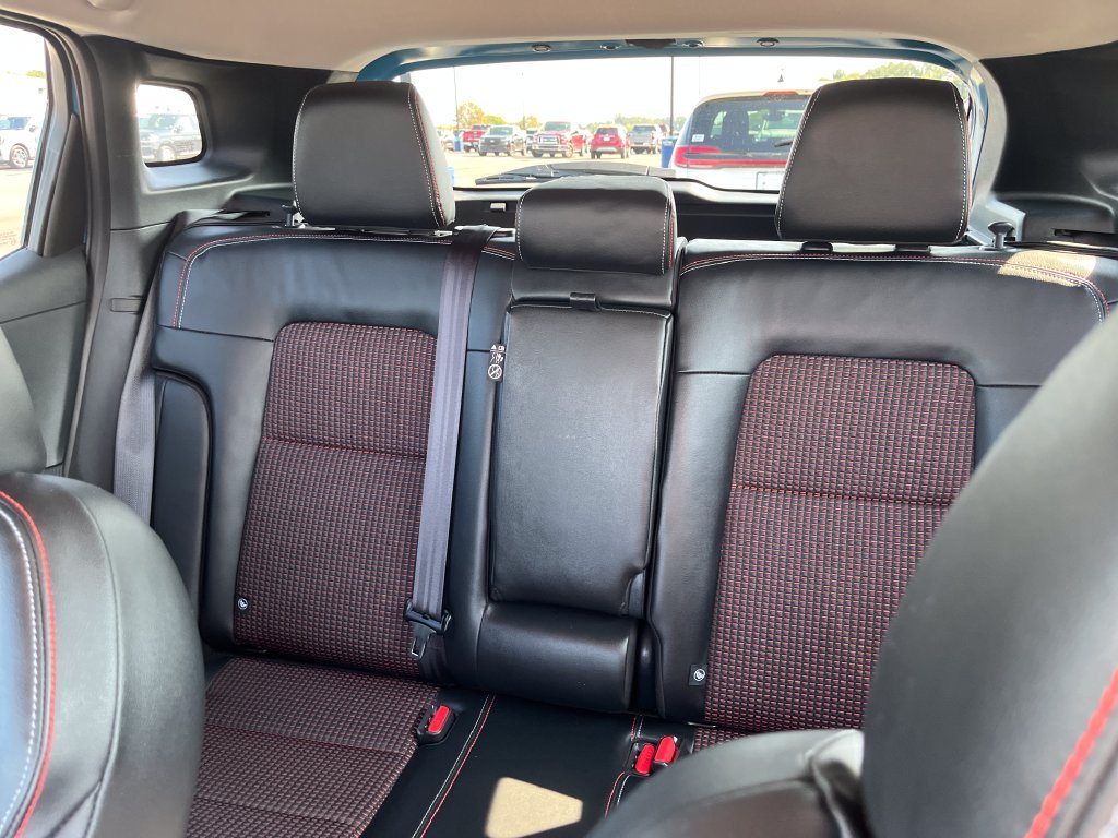 Used 2025 White Nissan SR image 13