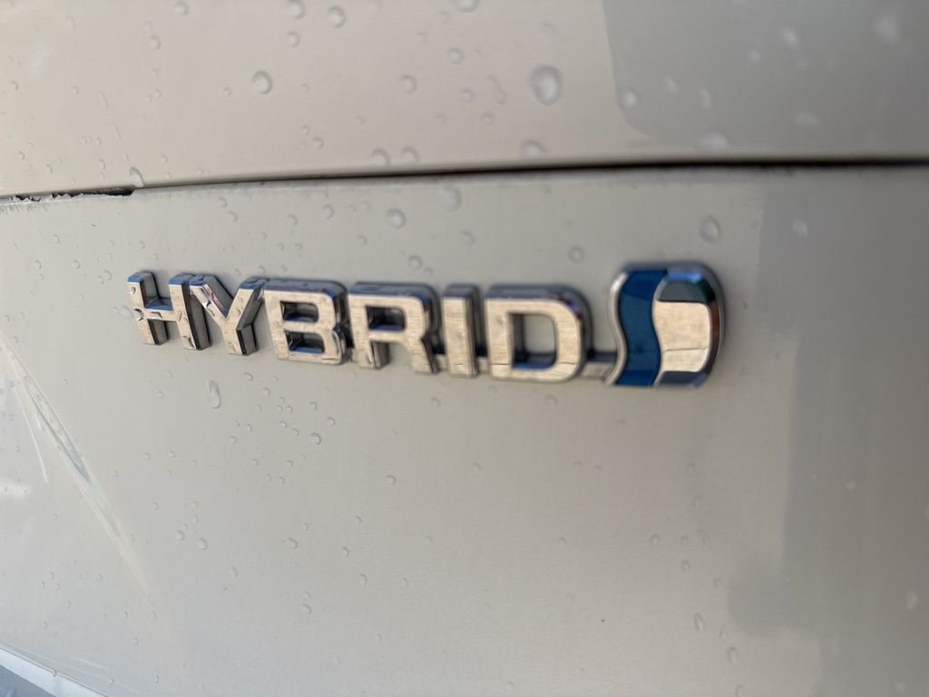 2022 Toyota Venza LE - Photo 10