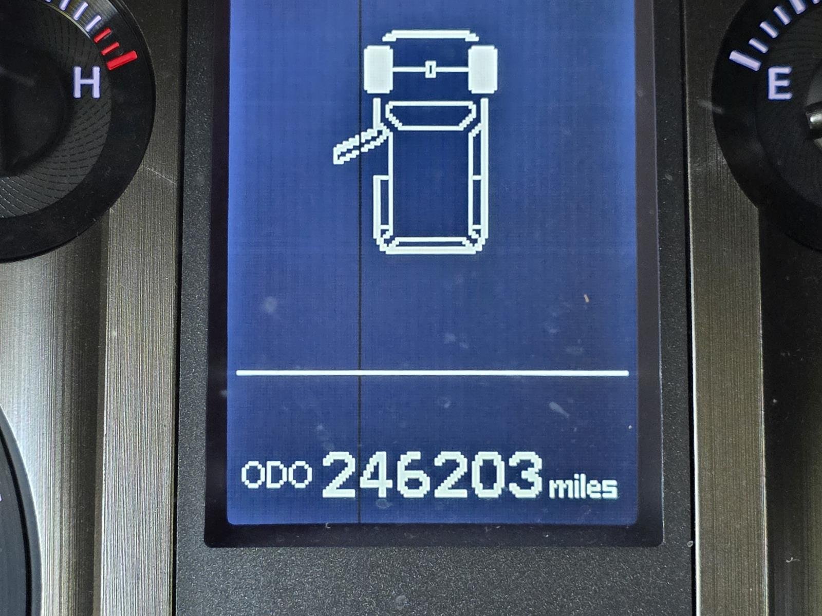 Used 2017 Silver Lexus 460 image 39