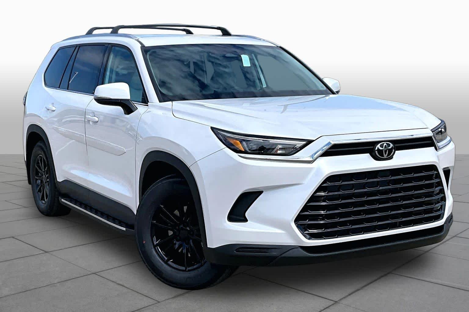 New 2026 Wind Chill Pearl Toyota XLE image 2
