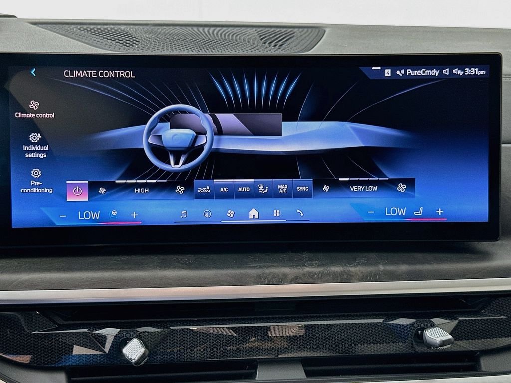 Certified Used 2024 Manhattan Green Metallic BMW xDrive40i image 16