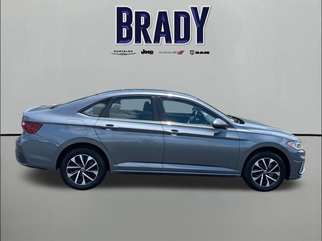 Used 2025 Gray Volkswagen 1.5T S image 8