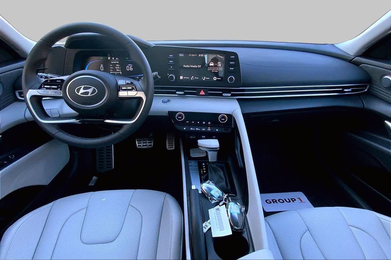 New 2026 Abyss Black Hyundai SEL Sport Plus image 5