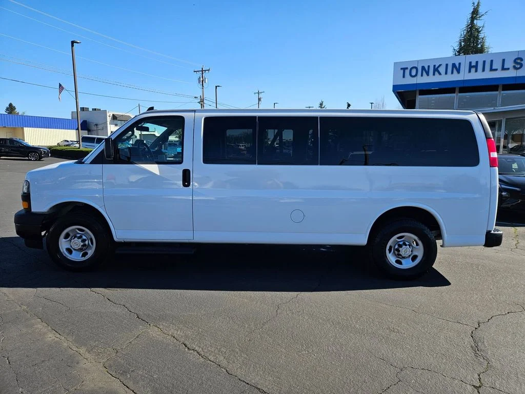 Used 2023 Summit White Chevrolet LS image 3